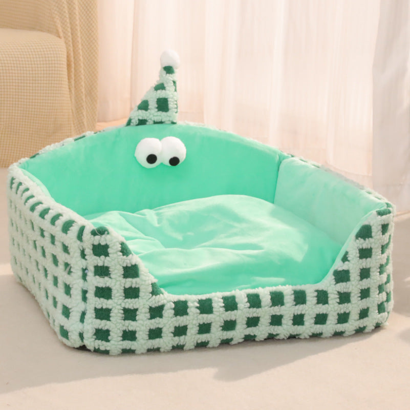 KFX-7228733 Cozy Triangular Pet Sleeping Nest – Disassemblable and Washable for Cats, Thick Warm Kennel for Autumn and Winter