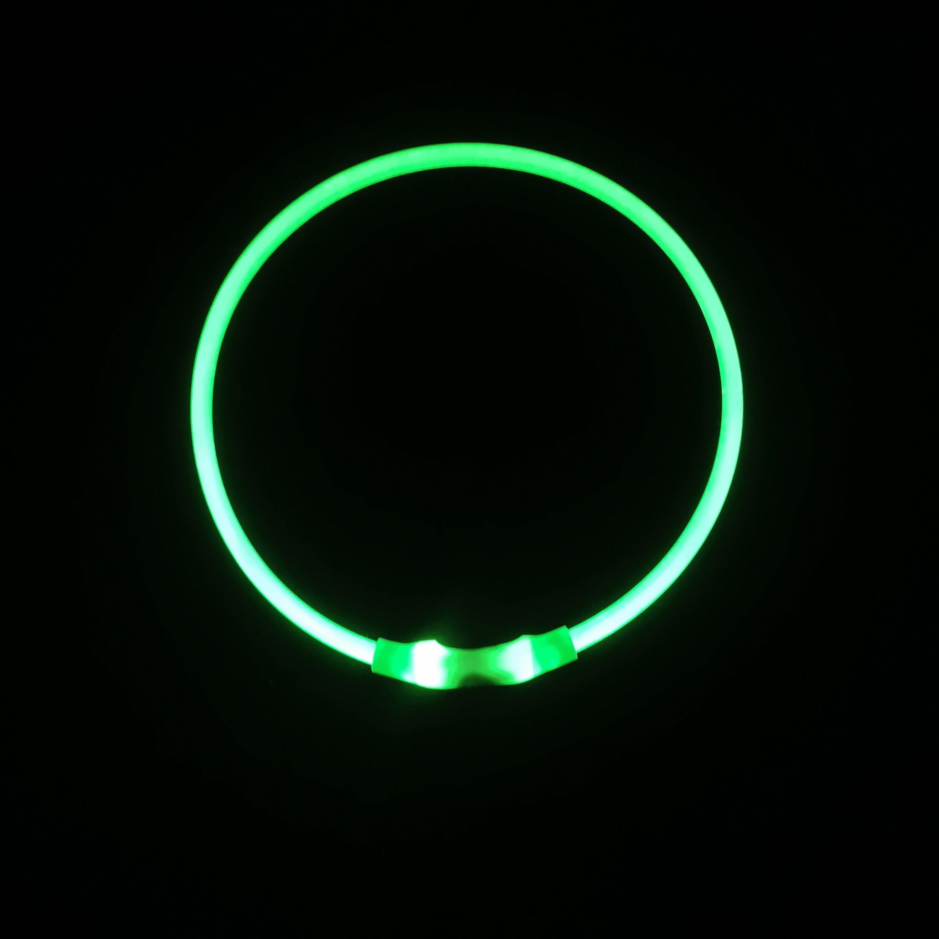 KFX-7325757 Luminous USB Rechargeable Dog Collar – Bright & Durable for All Seasons