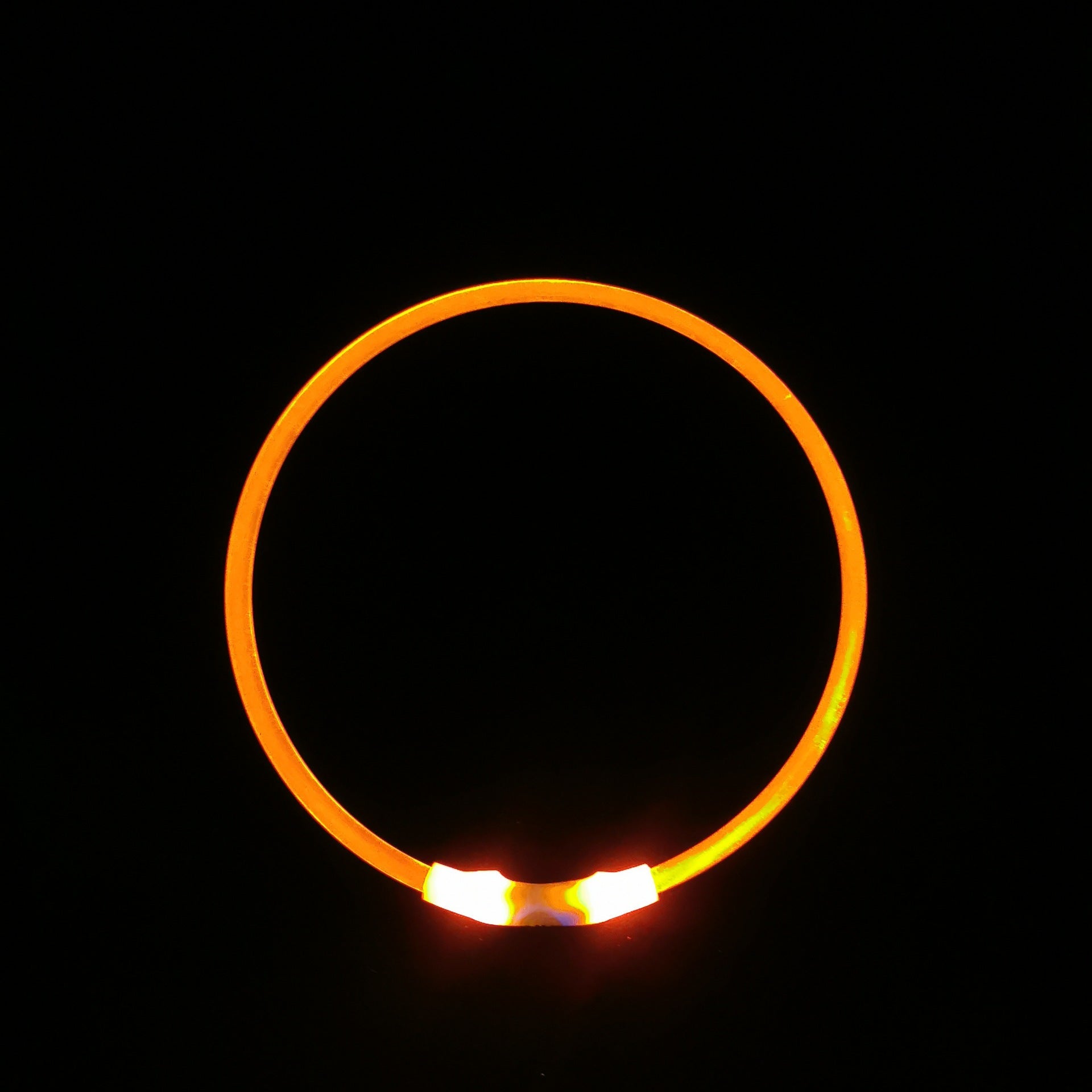 KFX-7325757 Luminous USB Rechargeable Dog Collar – Bright & Durable for All Seasons