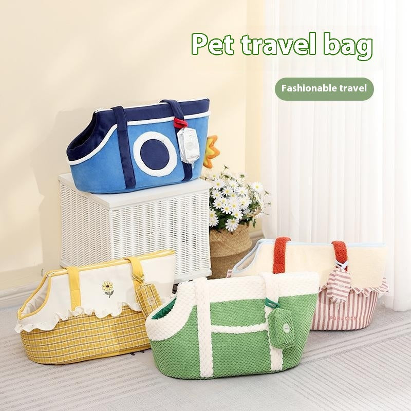 KFX-7326013 Warm Cartoon-Patterned Portable Pet Satchel for Small Dogs and Cats