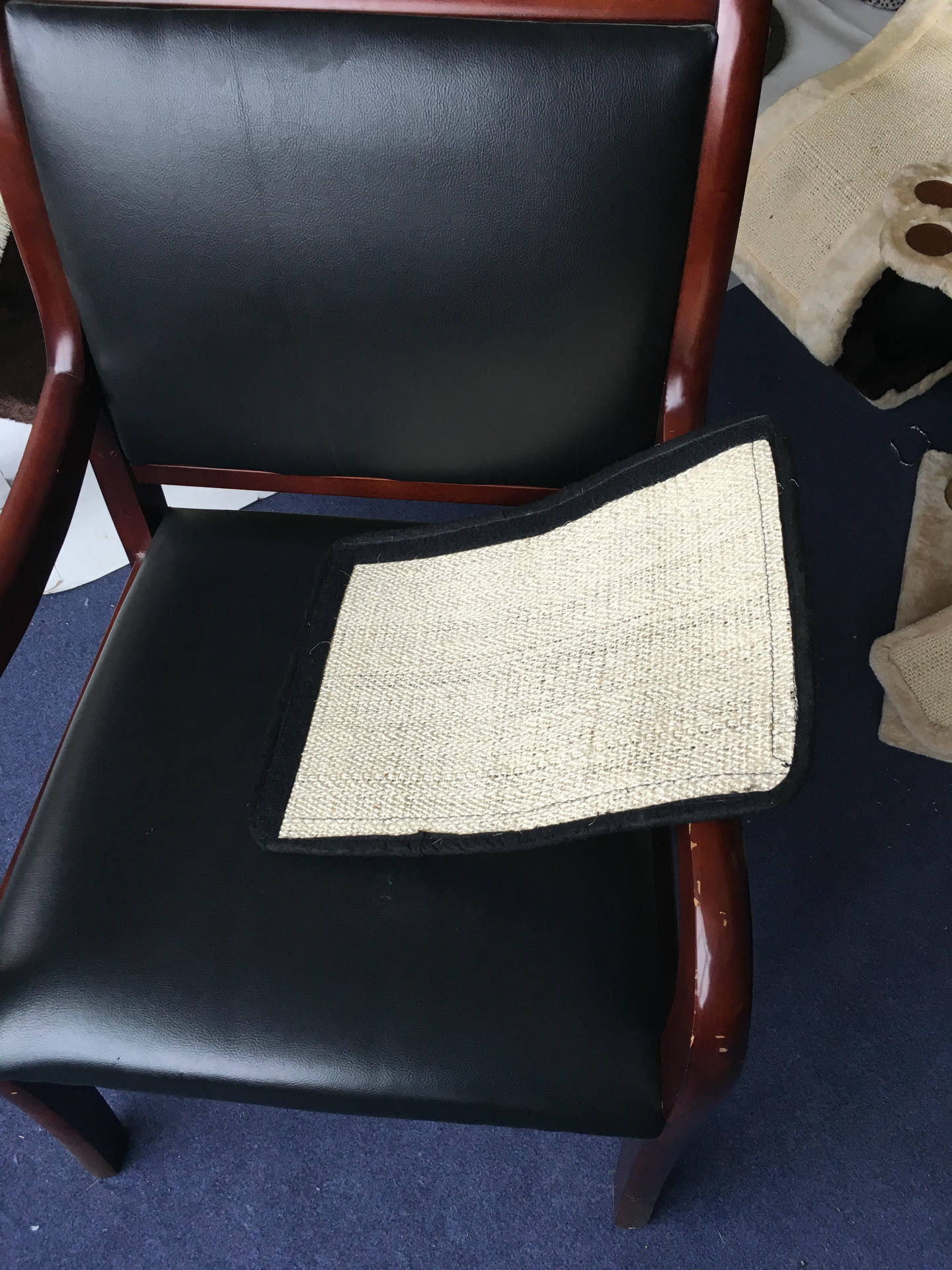 KFX-7368253 Sisal Cat Scratching Blanket and Board - Durable 44x30cm for Scratch Relief