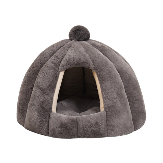KFX-7443389 Cozy Plush Cat and Dog House with Washable Pumpkin Bag Design