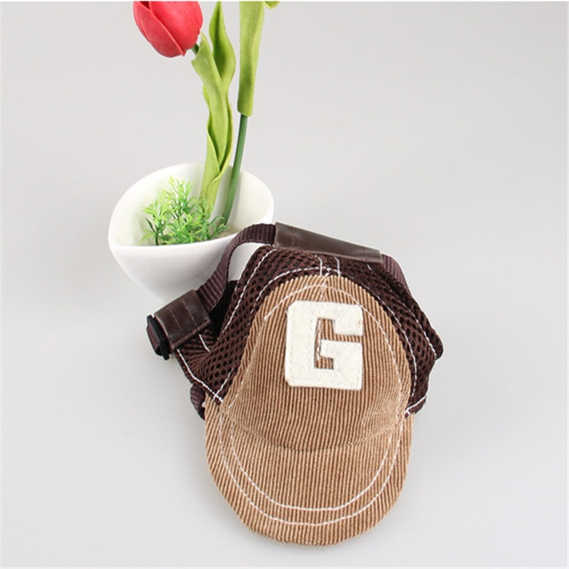 KFX-7447485 G-Shaped Embroidered Corduroy Dog Baseball Cap - Adjustable Sun Protection for Pets