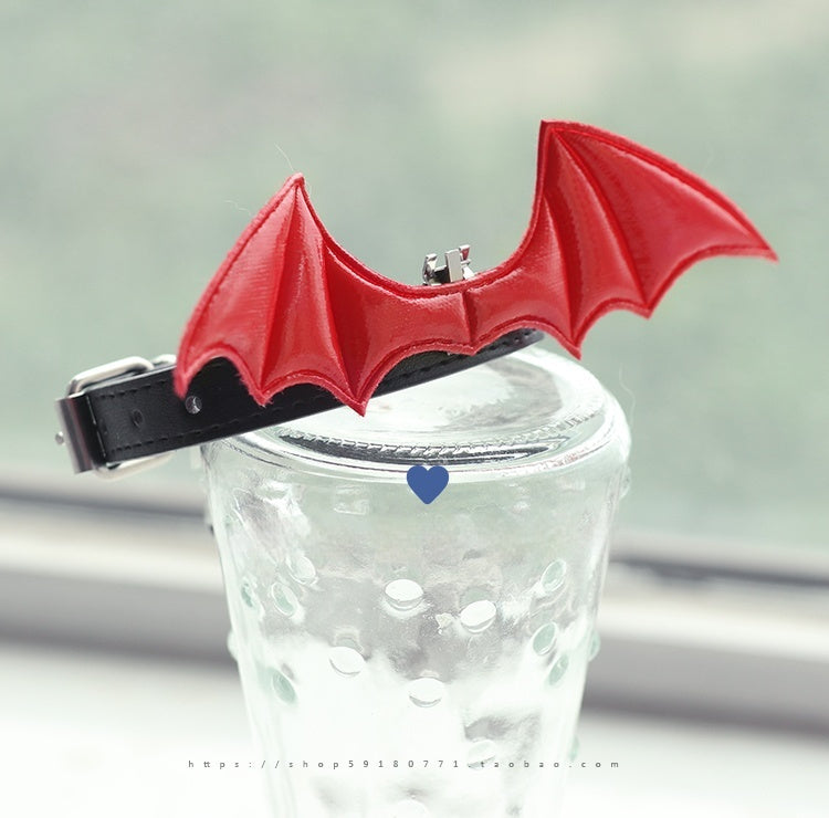 KFX-7474109 Little Devil Wings Bell Leather Choker in Patent Satin