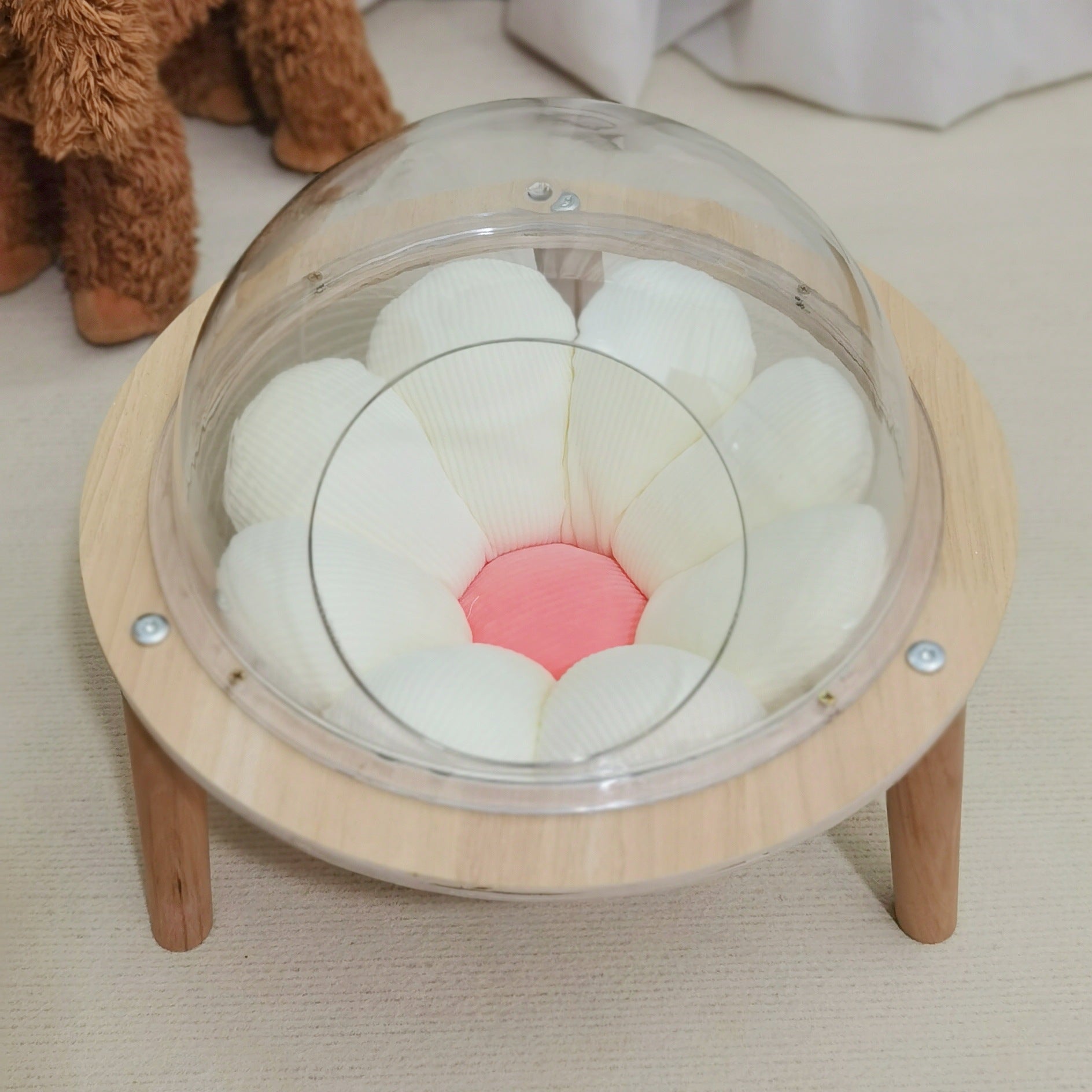 KFX-7503165 Transparent Space Capsule Cat Nest Sphere - Cozy Plastic Bed for Cats with 30cm Diameter