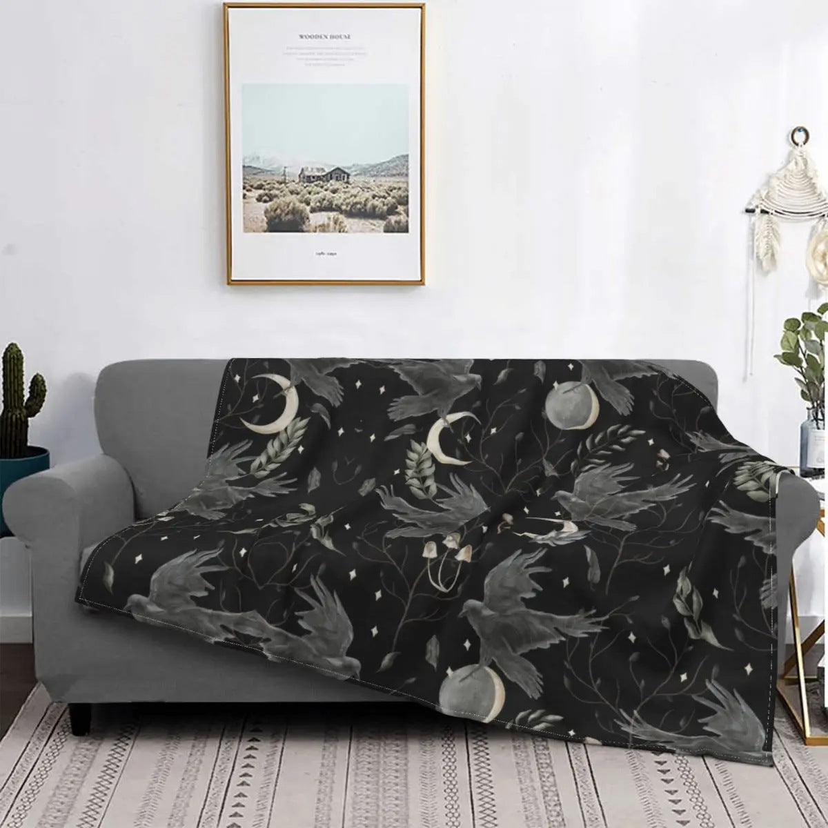 KFX-7505725 Gothic Geometric Pattern Flannel Blanket for All Seasons, Multiple Sizes Available