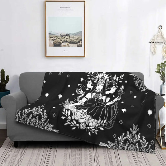 KFX-7505725 Gothic Geometric Pattern Flannel Blanket for All Seasons, Multiple Sizes Available