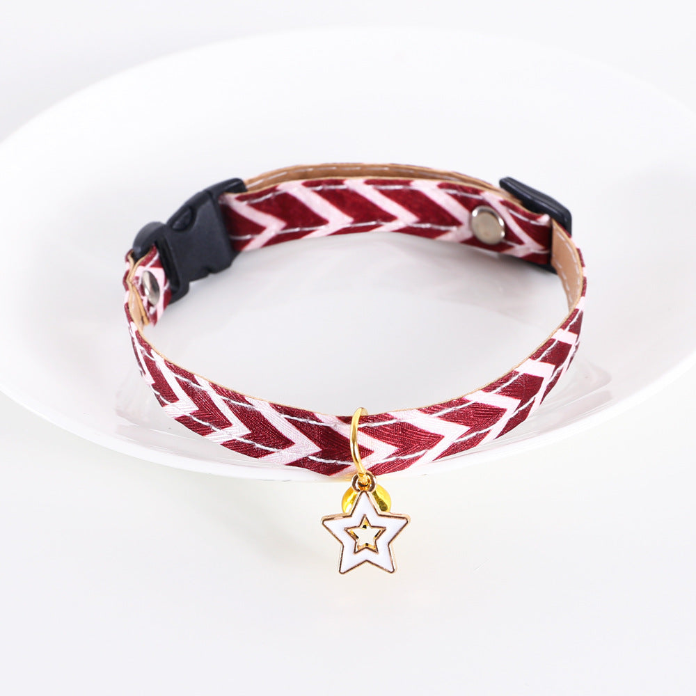 KFX-7522365 Adjustable Striped Geometry Pet Collar in Red and Green - Fits 17-32cm