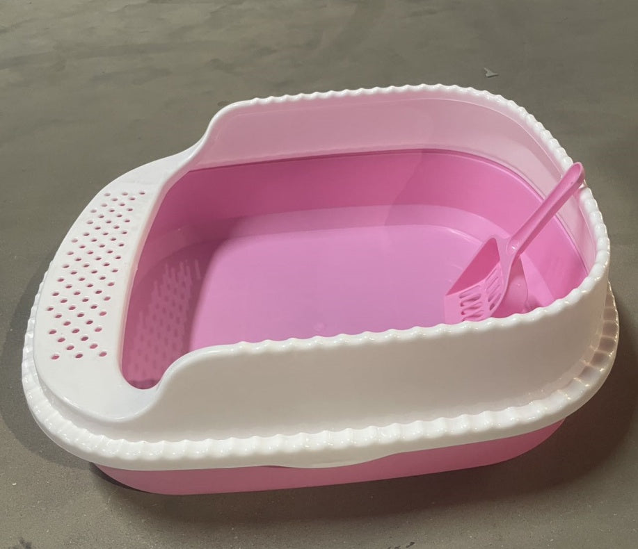 KFX-7543101 Compact Cat Litter Box for Easy Cleanup and Space-Saving Design