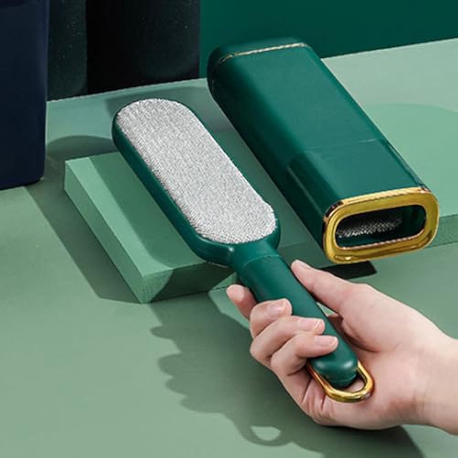 KFX-7544893 Double-Sided Self-Cleaning Pet Hair Remover Brush for Clothes and Furniture
