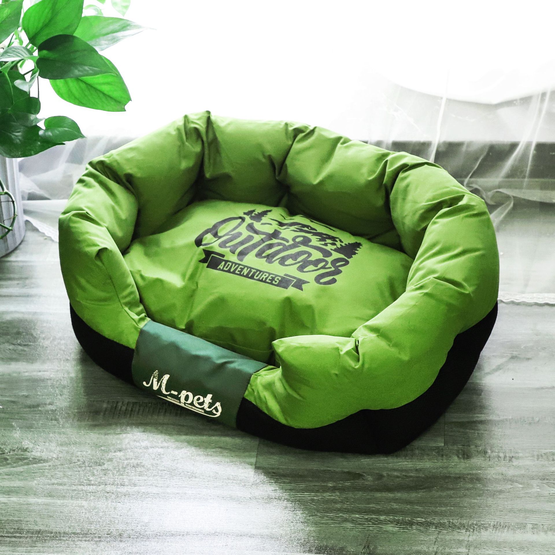 KFX-7568701 Four Seasons Easy Clean Square Kennel for Pets - Comfortable & Safe Sleeping Space