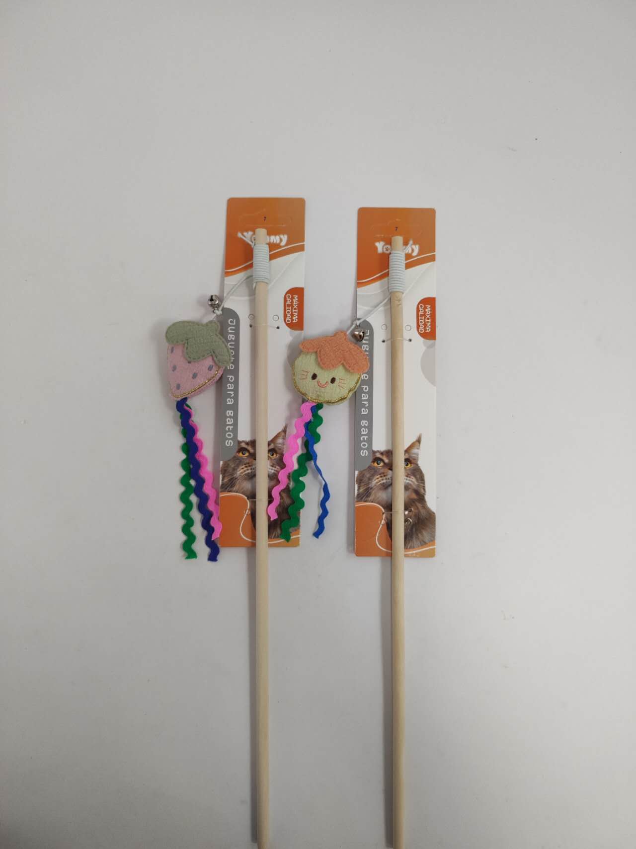 KFX-7602237 Cat Teaser Stick with Fruit Design for Interactive Play