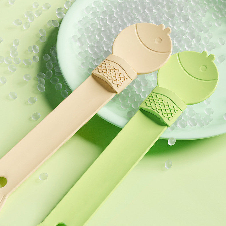 KFX-7641789 Cat Feeding Spoon - Anti-Drip Design, Available in Grass Green and Beige, PP Material