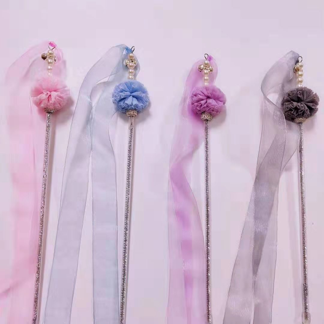 KFX-7690813 Elegant Purple and Peach Flannel Cat Wand T oy with 100cm Yarn Belt