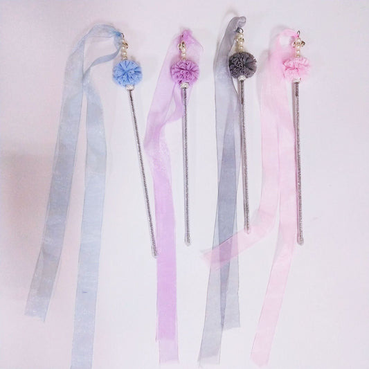 KFX-7690813 Elegant Purple and Peach Flannel Cat Wand T oy with 100cm Yarn Belt