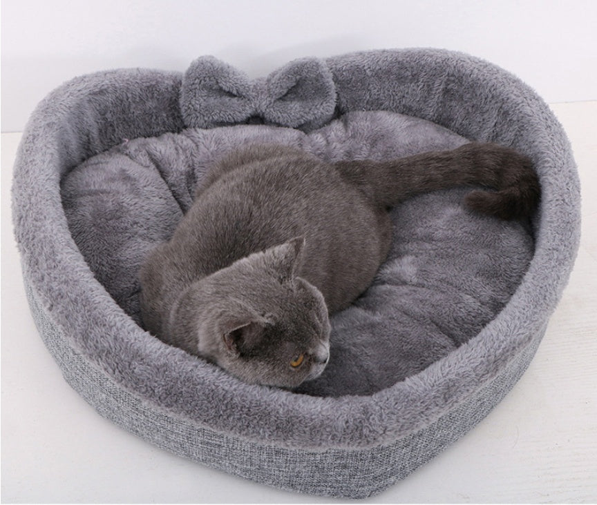 KFX-7694013 Cozy Heart-Shaped Pet Bed for Cats and Dogs - Soft Warm Cushion Nest for Puppies and Kittens