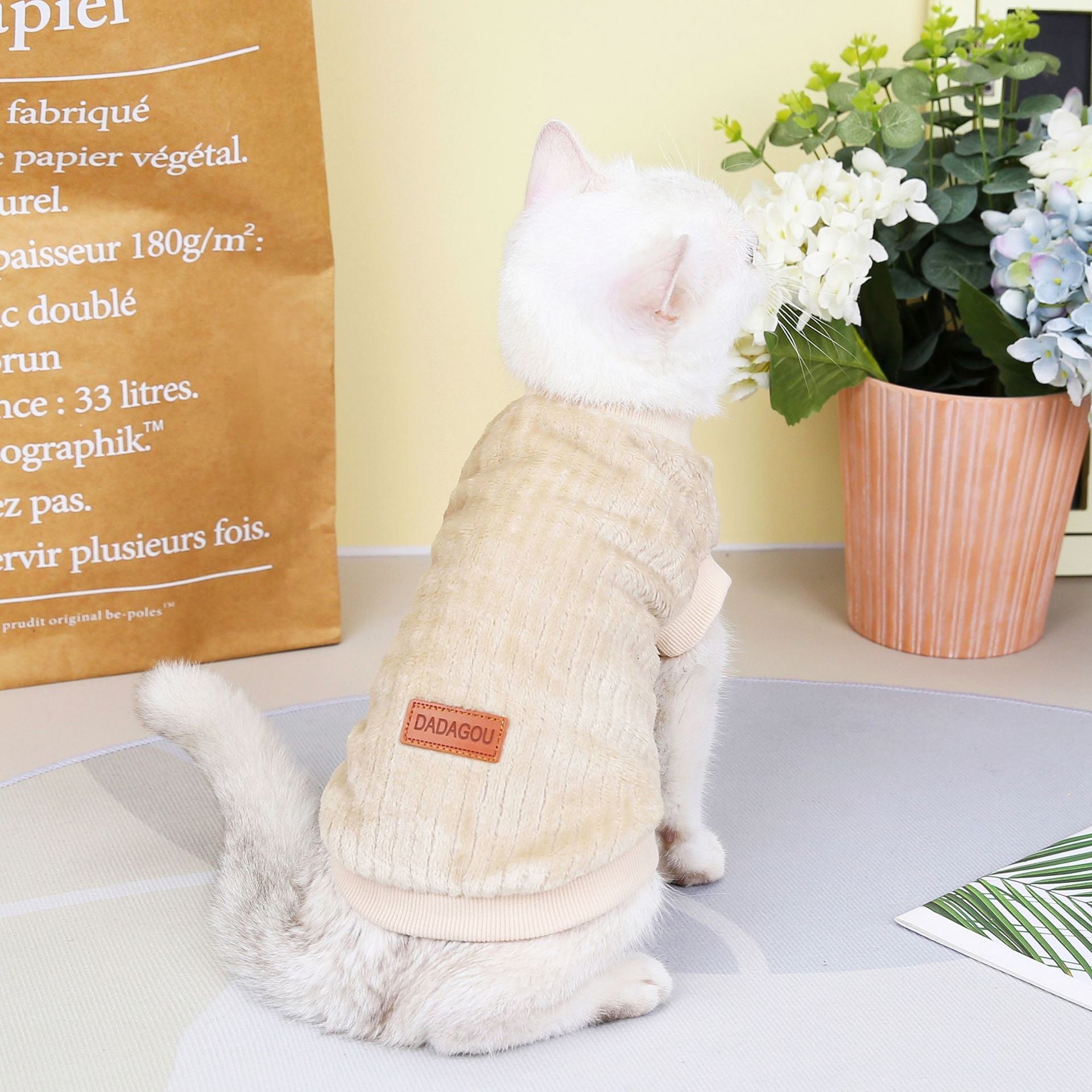 KFX-7700797 Cozy Polyester Pet Sweater for Dogs and Cats - Comfortable Leisure Style