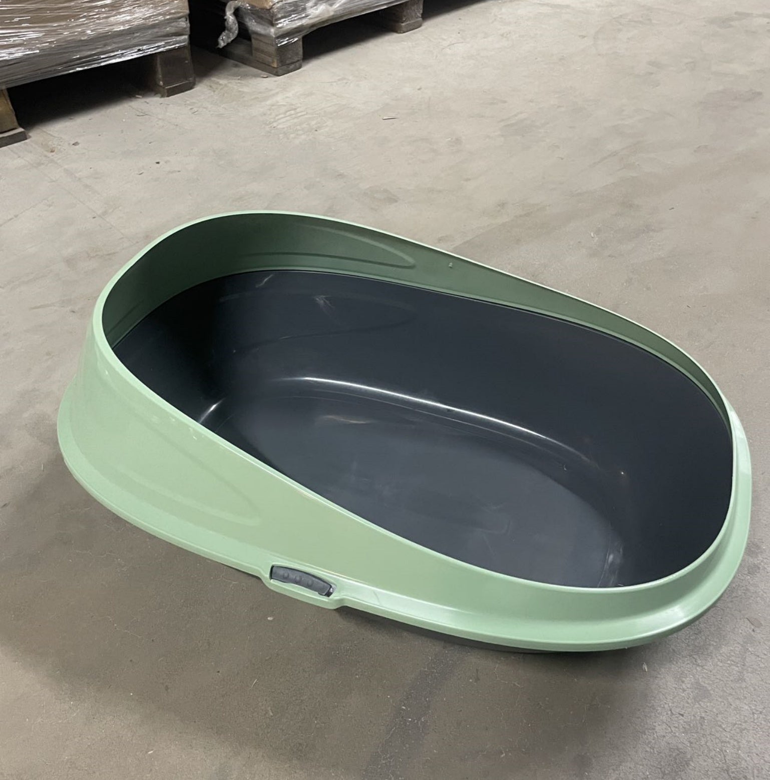 KFX-7706941 Efficient Cat Toilet for Easy Cleanup and Odor Control