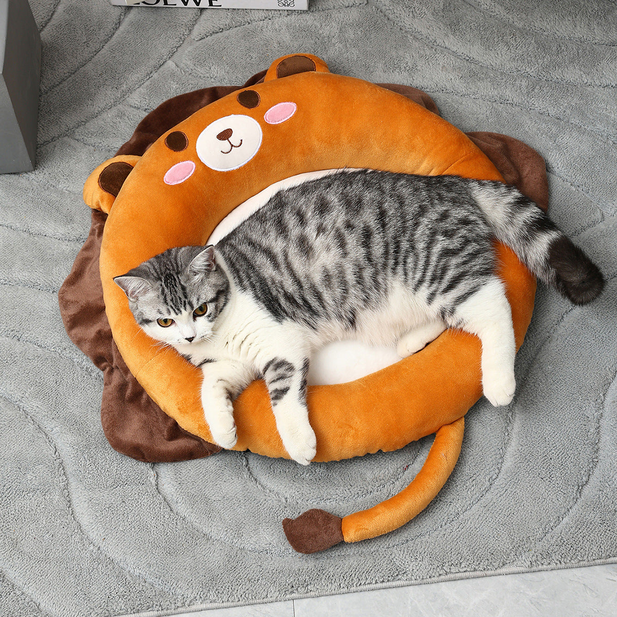 KFX-7732541 Warm and Soft Pet Bed for Cats - Cozy Indoor Kennel with Cloth Material