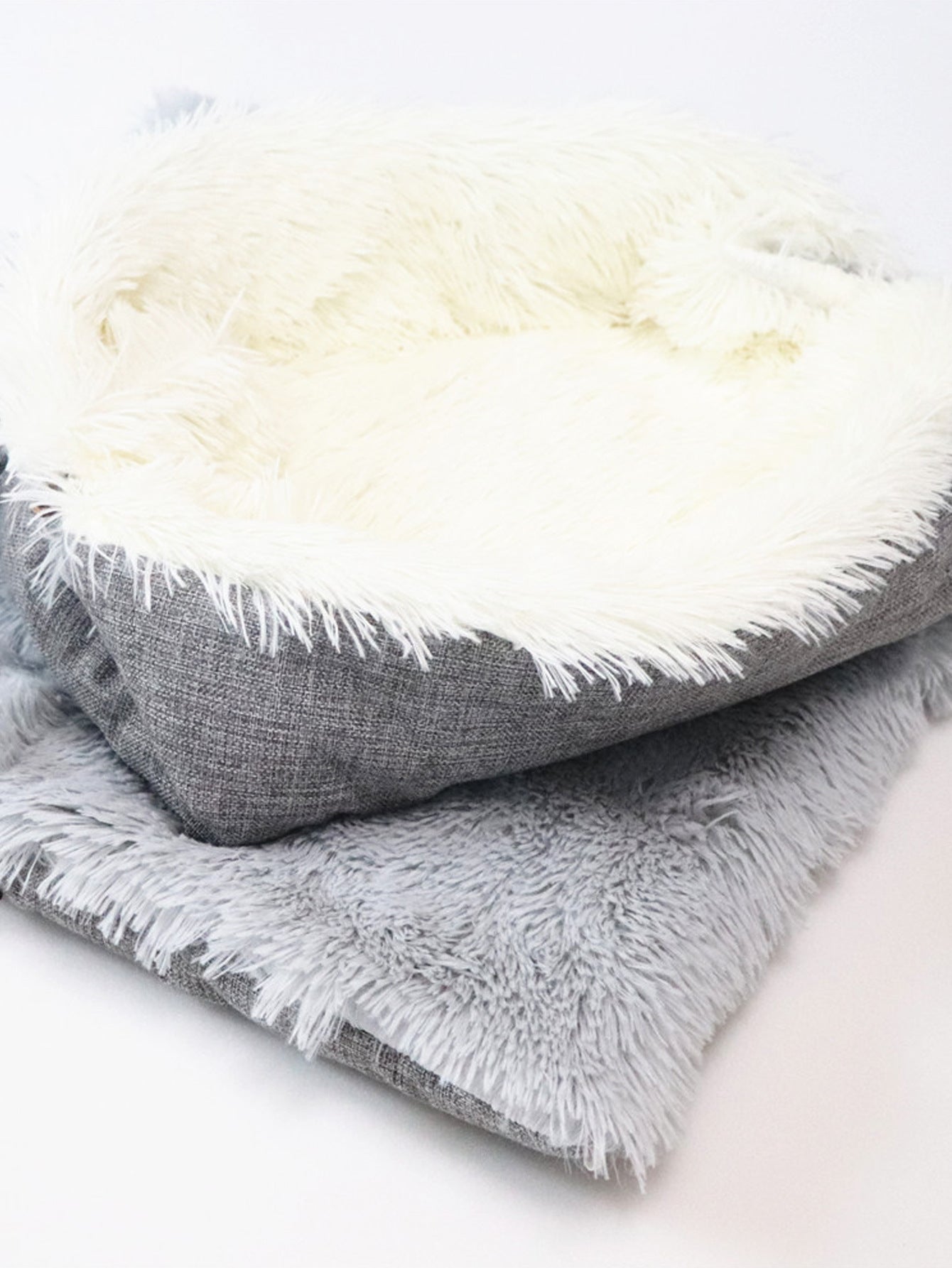 KFX-7753789 Cozy Foldable Plush Pet Bed Mat for Dogs and Cats – Warm Fleece Cushion Ideal for Winter Comfort