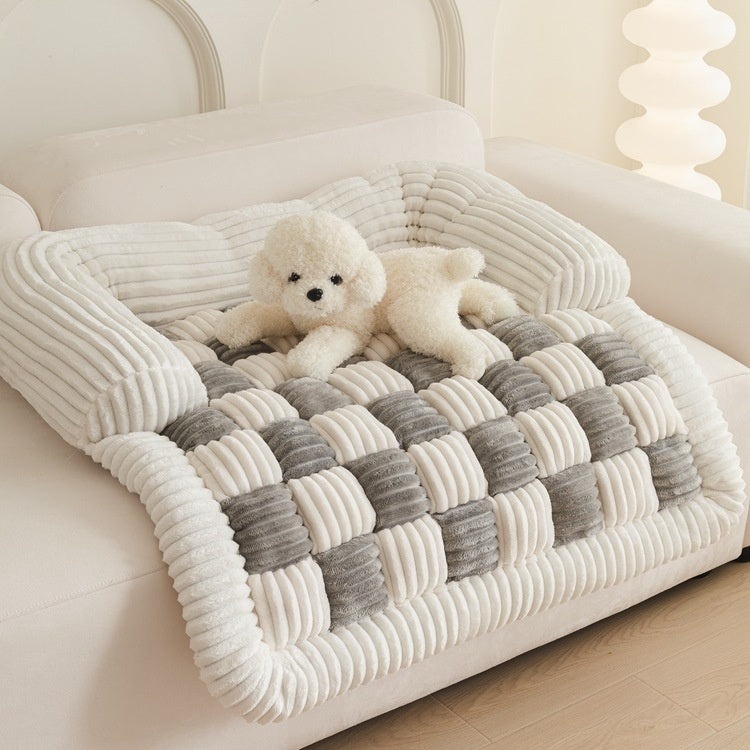KFX-7767869 Cozy Chessboard Pattern Pet Pad for Autumn and Winter - Available in Multiple Sizes