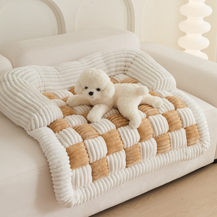 KFX-7767869 Cozy Chessboard Pattern Pet Pad for Autumn and Winter - Available in Multiple Sizes
