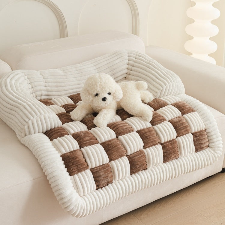 KFX-7767869 Cozy Chessboard Pattern Pet Pad for Autumn and Winter - Available in Multiple Sizes