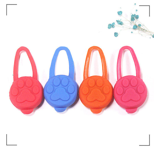 KFX-7797309 Silicone Luminous Pendant for Pets - Night Safety Light for Dogs and Cats