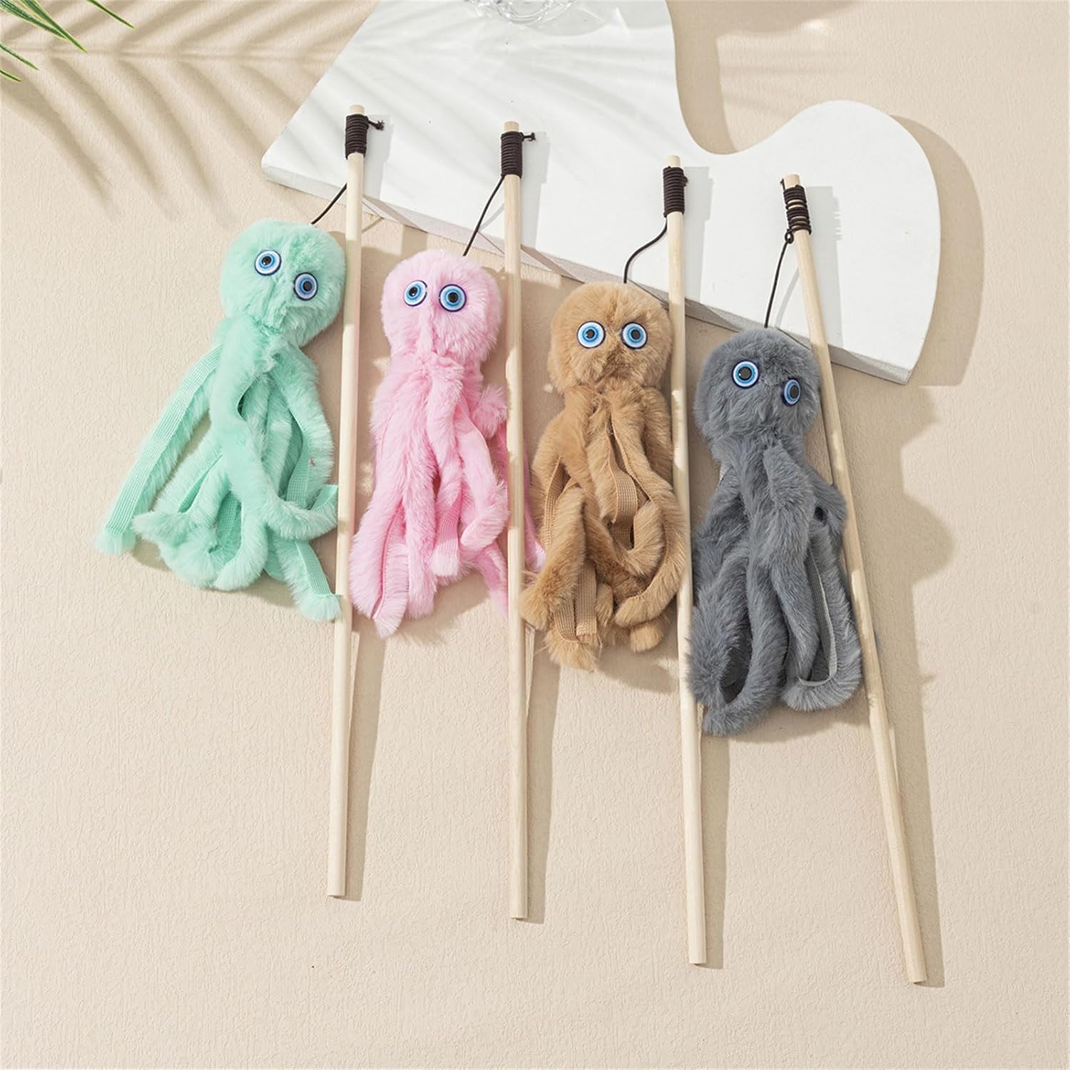 KFX-7812797 Furry Octopus Cat Toy with Long Stick - Indoor Play for Kittens and Cats