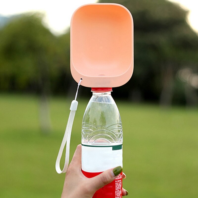 KFX-7838397 Colorful Pet Portable Drinking Bowl - Compact Plastic Design in Five Colors