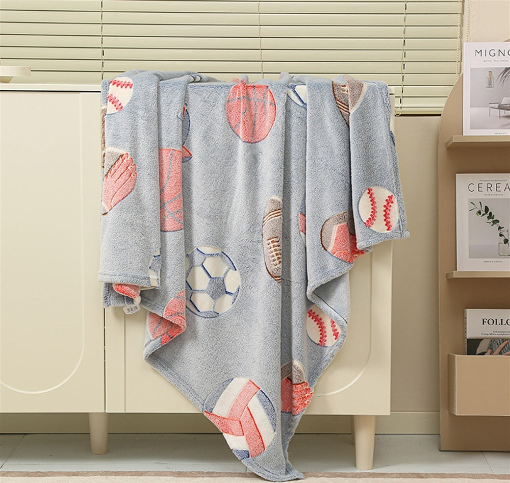 KFX-7866173 Cozy Flannel Glow-in-the-Dark Blanket for Comfortable Naps in Fun Designs