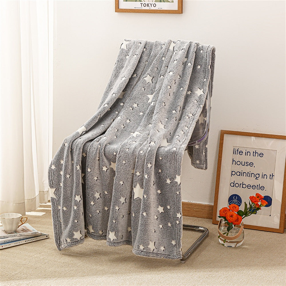 KFX-7866173 Cozy Flannel Glow-in-the-Dark Blanket for Comfortable Naps in Fun Designs