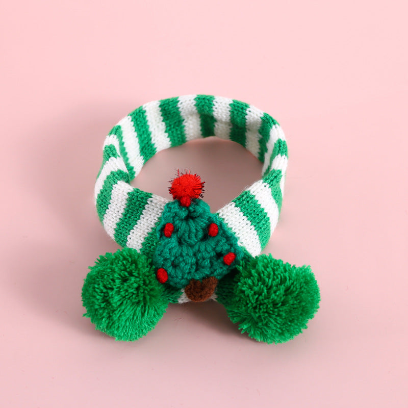 KFX-7900093 Knitted Woolen Striped Christmas Scarf for Pets in Red and Green