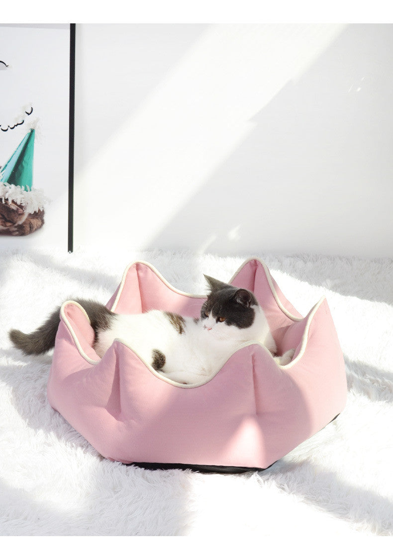 KFX-7917629 Warm Nest for Cats - Cozy Cloth Bed in Grey, Green, and Pink - Perfect for All Seasons