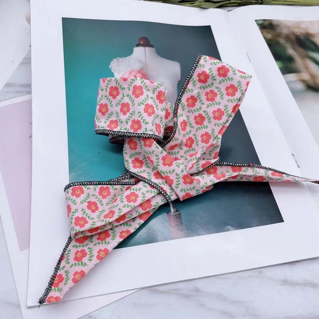 KFX-7938237 Floral Red Cotton Triangle Scarf for Small Dogs