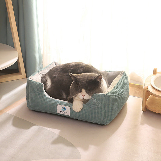 KFX-7950397 Washable Soft Pet Bed for Cats and Dogs - Foldable Winter Sleeping Mat, Multiple Sizes and Colors Available