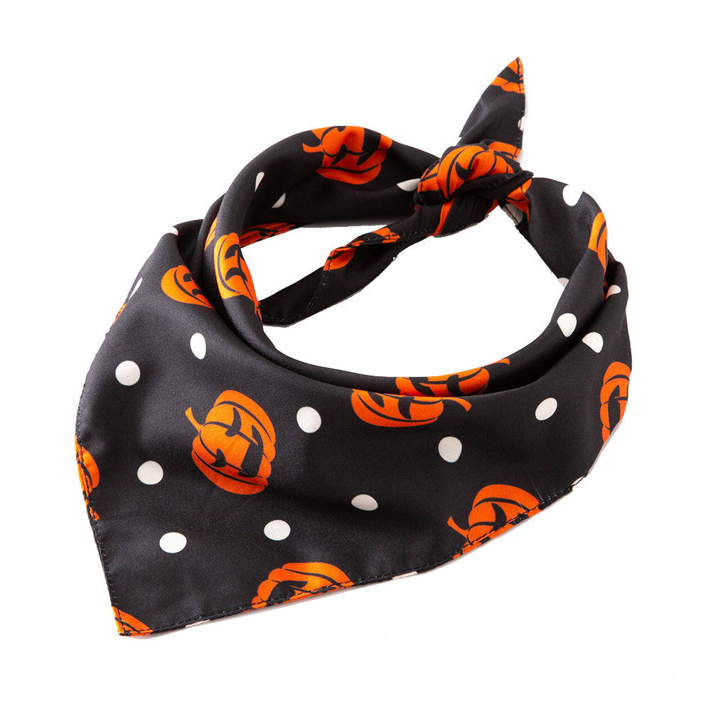 KFX-7952701 Halloween Themed Pet Saliva Towel, Casual Design, Perfect for Ghost Festival