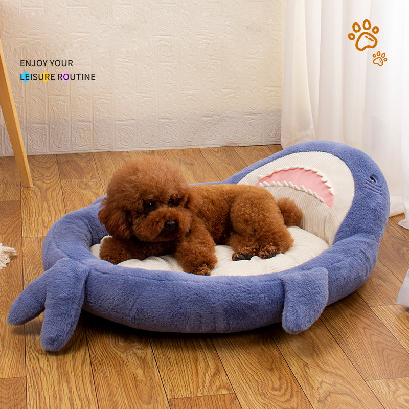 KFX-7976637 Cozy Shark Pattern Pet Bed for Small to Medium Dogs and Cats - Soft Velvet Cushion Sleeping Mat