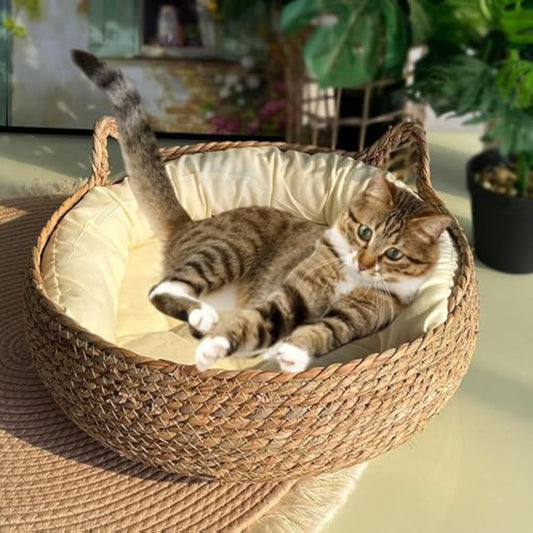 KFX-7992125 Natural Woven Cat Bed with Soft Cushion – Handmade Braided Cattail Leaf Pet House, Eco-Friendly Straw Nest