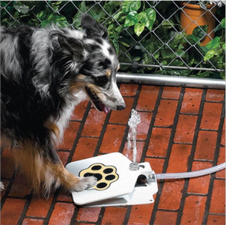 KFX-7996477 Automatic Outdoor Drinking Fountain for Dogs and Cats - Iron Water Feeder with PVC Hose