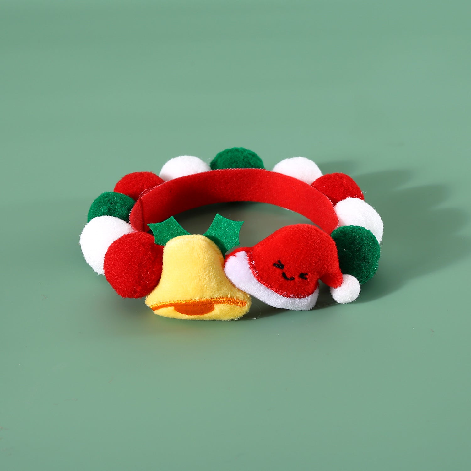 KFX-8004157 Christmas-Themed Plush Pet Ball Collar in Various Sizes