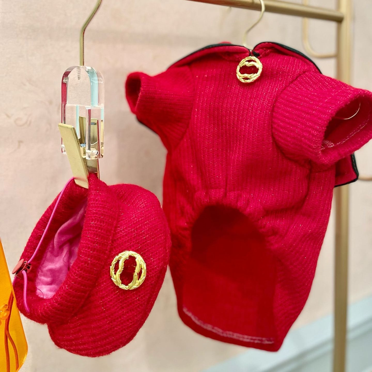 KFX-8009917 Cozy Red Wool Dog Sweater for Autumn and Winter