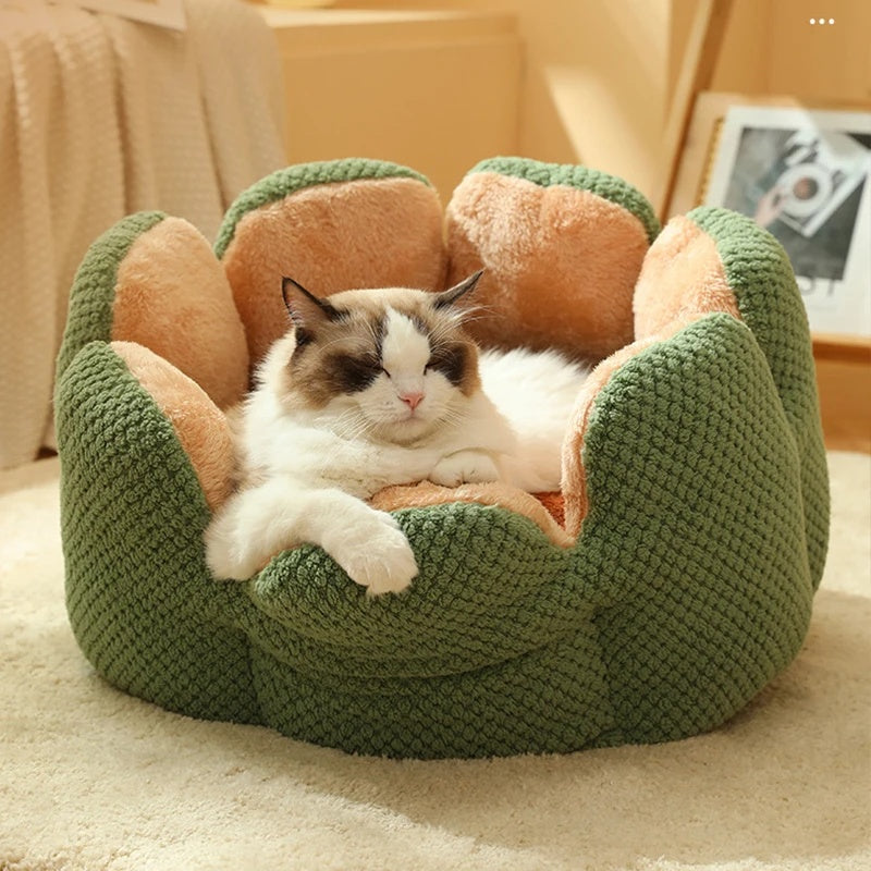 KFX-8080701 Cactus Petal Shape Soft Plush Pet Bed for Cats and Small Dogs, Warm Sleeping Nest with Non-Slip Base, Machine Washable