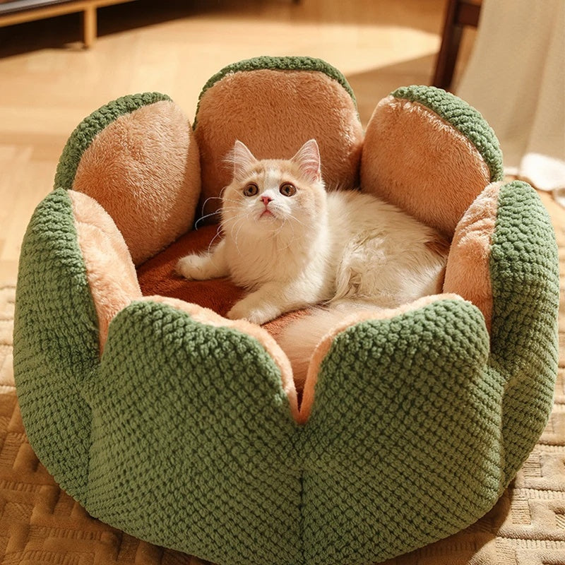 KFX-8080701 Cactus Petal Shape Soft Plush Pet Bed for Cats and Small Dogs, Warm Sleeping Nest with Non-Slip Base, Machine Washable