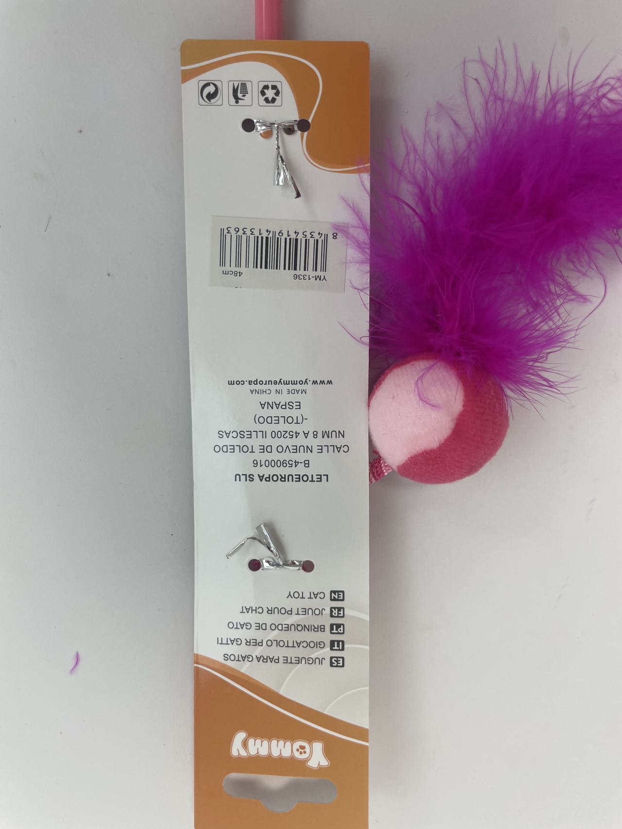 KFX-8111037 Feather Cat Teaser with Small Ball for Interactive Play