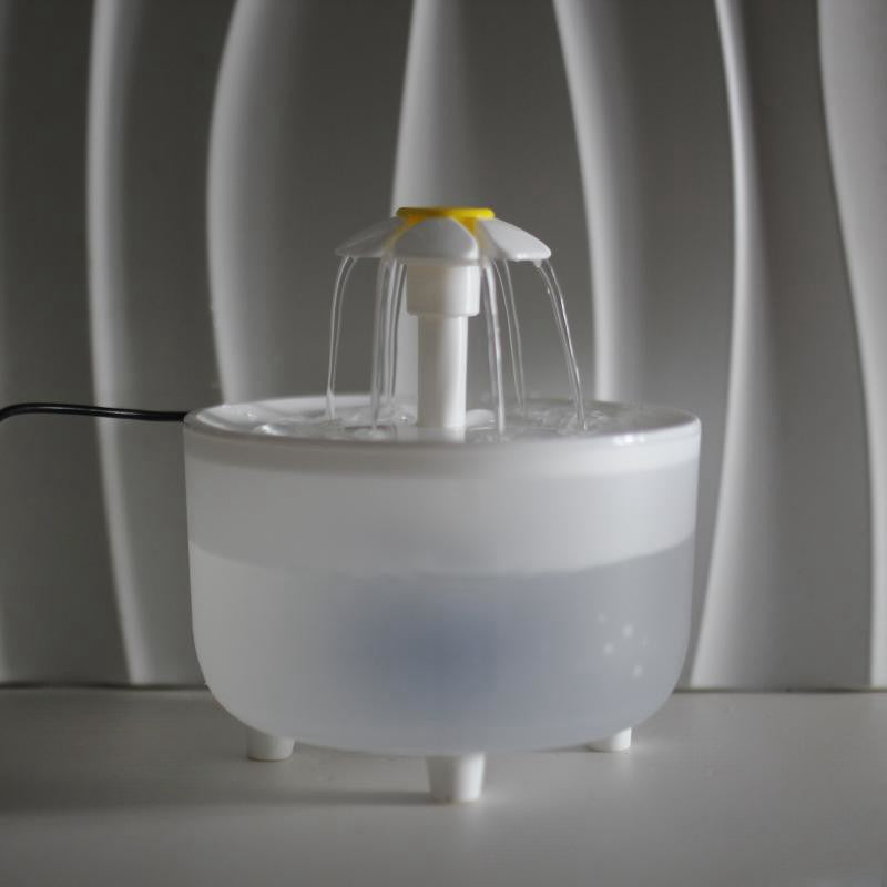 KFX-8139197 Automatic Cat Water Fountain with Constant Temperature and 1000ml Capacity