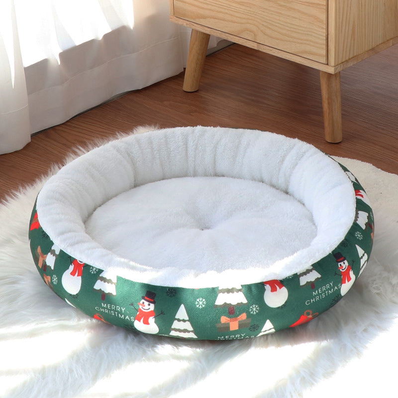 KFX-8152765 Christmas-Themed Warm Pet Bedding for Small and Medium Dogs and Cats - Cozy Nest with Holiday Prints
