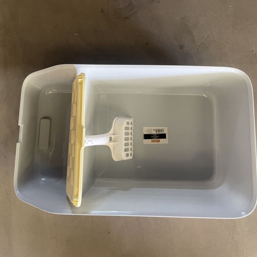 KFX-8165693 Compact Square Cat Litter Box for Convenient and Clean Pet Care