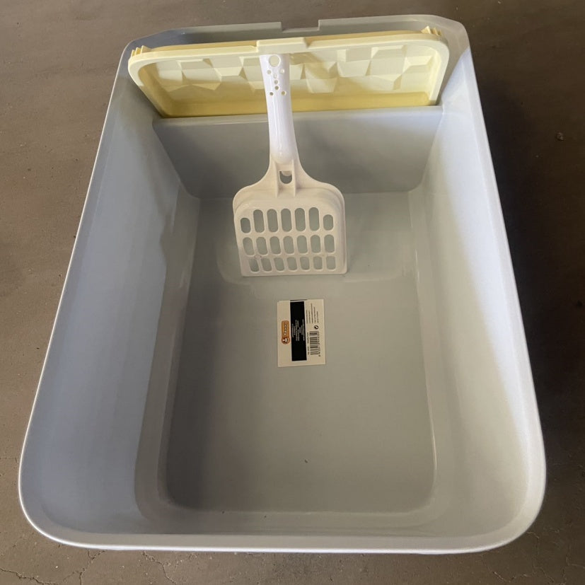 KFX-8165693 Compact Square Cat Litter Box for Convenient and Clean Pet Care