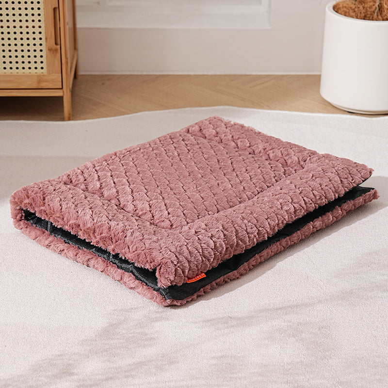 KFX-8254653 Cozy Wool Dog Cushion with Fish Scale Pattern, Warm Sleeping Pad for Autumn and Winter